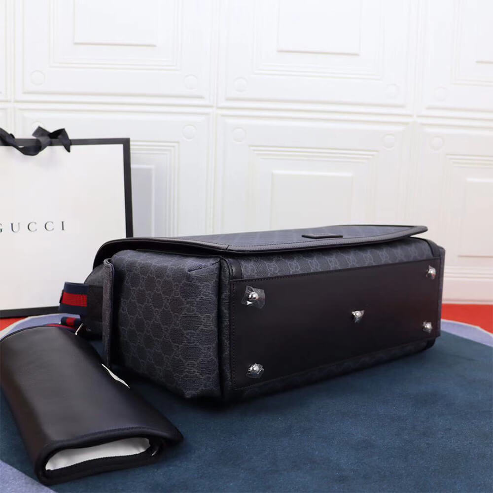 gg S*p*e diaper bag