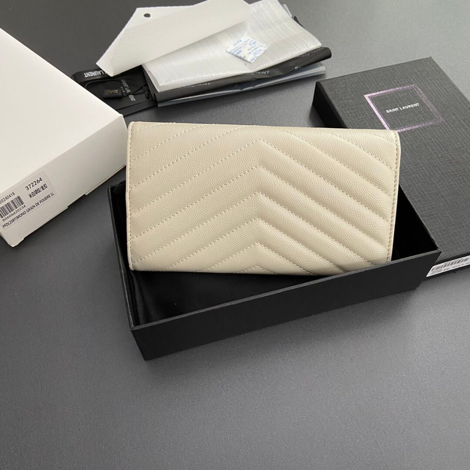 YSL CASSANDRE MATELASSÉ LARGE FLAP WALLET IN GRAIN DE POUDRE LEATHER