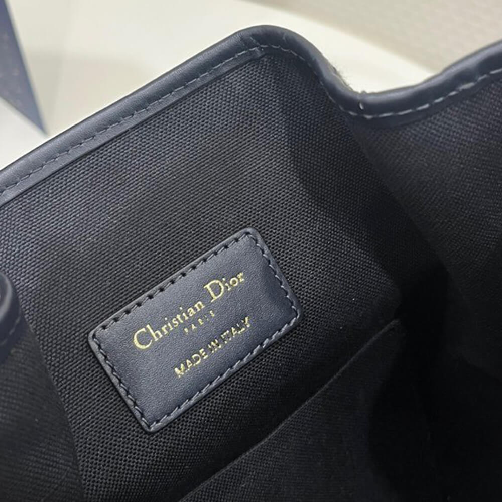 medium c’est D*or bag