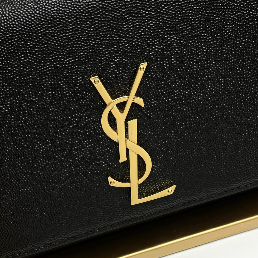 KATE MEDIUM CHAIN BAG IN GRAIN DE POUDRE EMBOSSED LEATHER